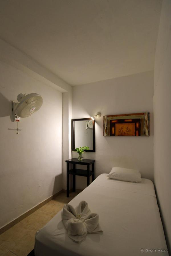 Hostal Gayser バリャドリッド エクステリア 写真