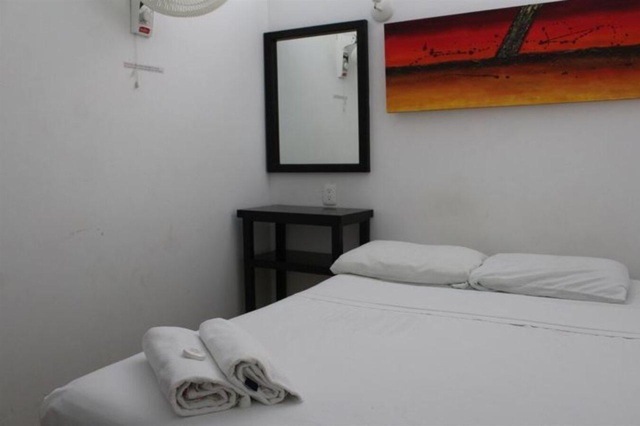 Hostal Gayser バリャドリッド エクステリア 写真
